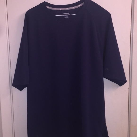 Reebok PLAY DRY Athletic Shirt - Picture 7 of 7